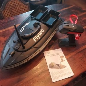 FlyTec Pro RC Fish Bait Boat w/ Remote